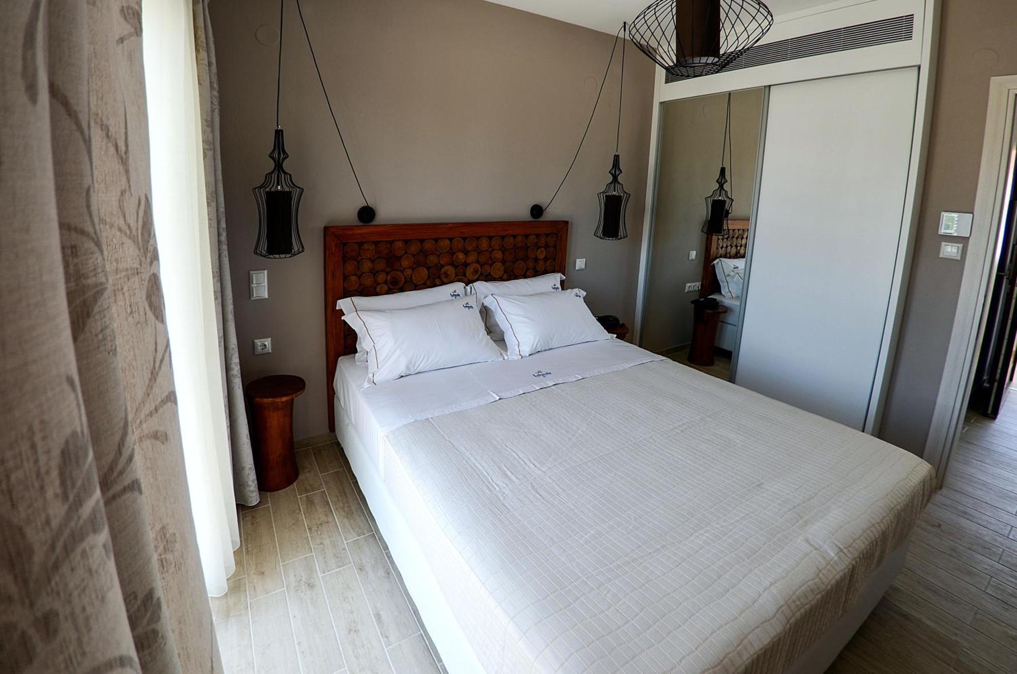 Hatzoudis Luxury Suites Chrysi Ammoudia Zewnętrze zdjęcie
